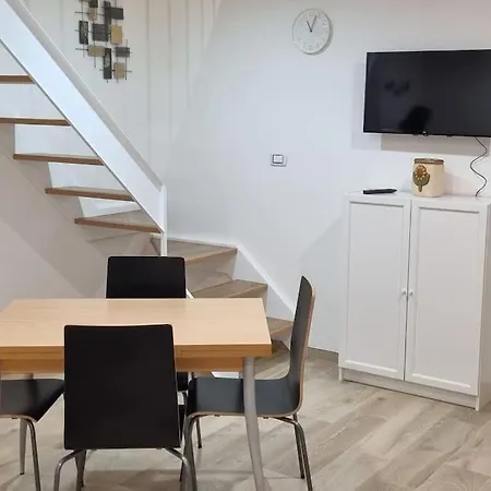 Casetta Arianna Daire *